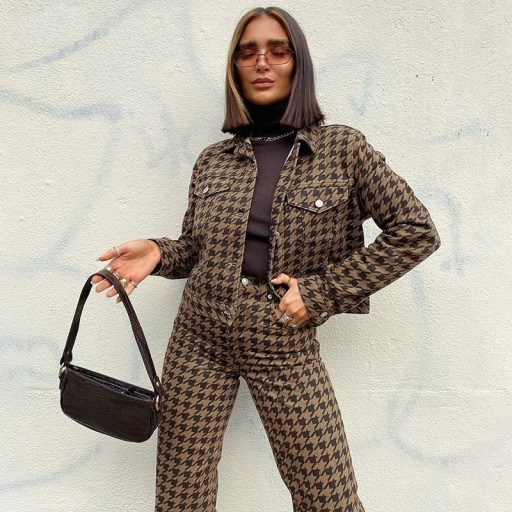 Casaco curta feminina P1682