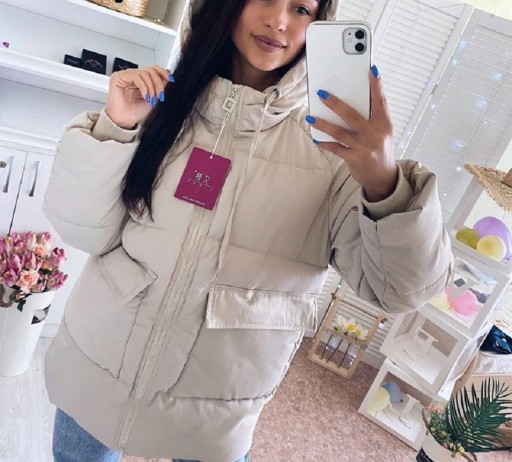 Casaco de Inverno Feminino com Capuz