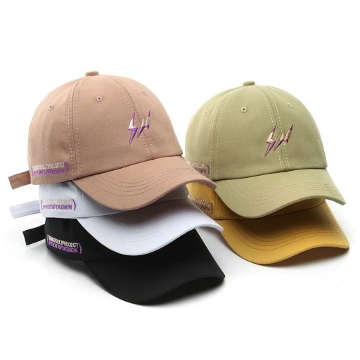 Casquette avec éclair