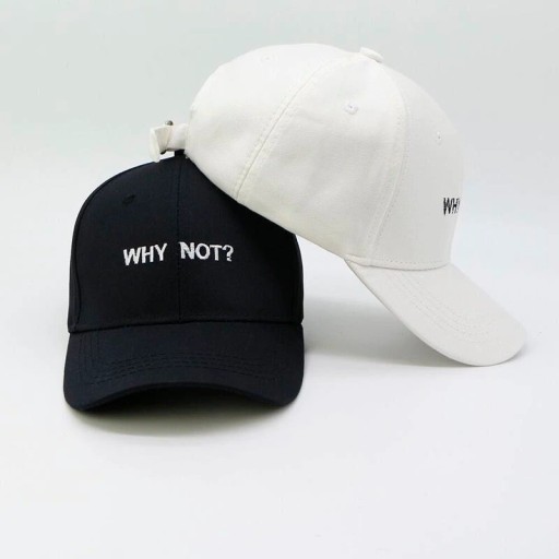 Casquette avec inscription T115