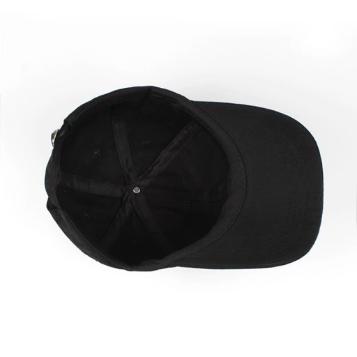 Casquette avec planète