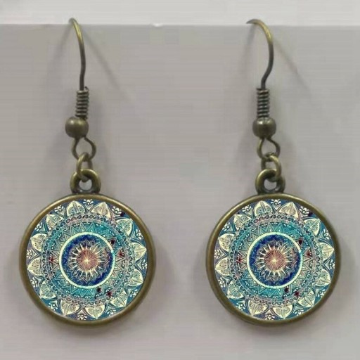 Cercei atarnati pentru femei cu mandala