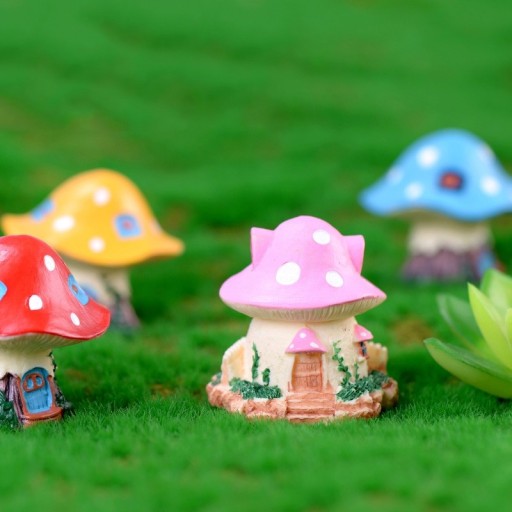 Chalet décoratif en forme de champignon
