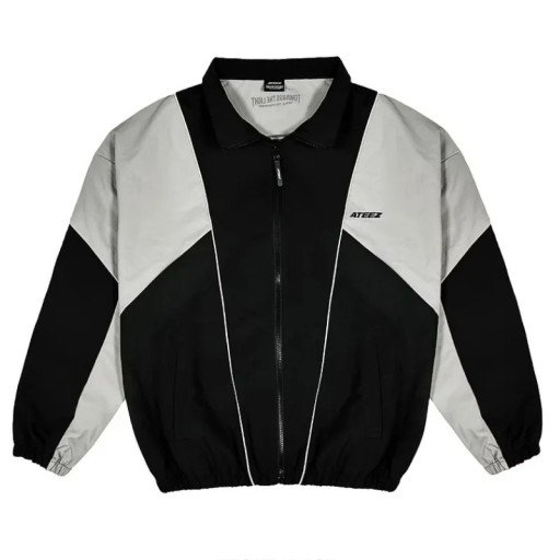 Chaqueta deportiva de hombre en blanco y negro con estampado gráfico en la espalda Cierre de cremallera Cuello Mangas largas Chaqueta de transición para la ciudad