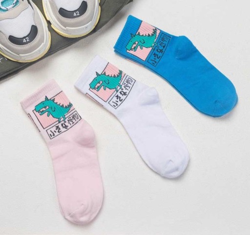 Chaussettes pour femmes avec crocodile