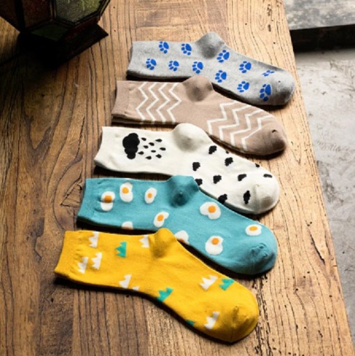 Chaussettes pour femmes avec des motifs