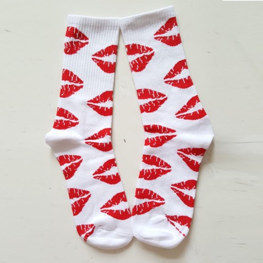 Chaussettes pour femmes avec imprimé de lèvres