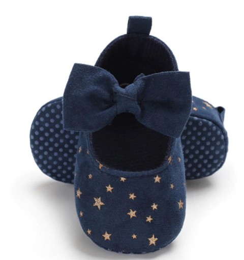Chaussons pour enfants avec des étoiles A1111