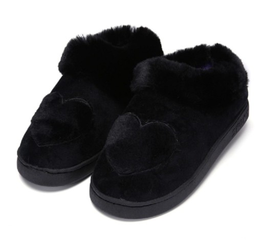 Chaussons pour femmes avec un cœur