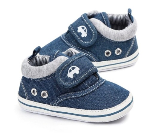 Chaussons pour garçons avec voiture