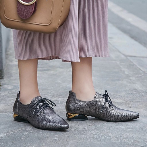 Chaussures à lacets pour femmes A1952