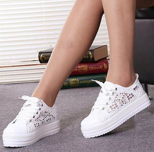 Chaussures en dentelle pour femmes