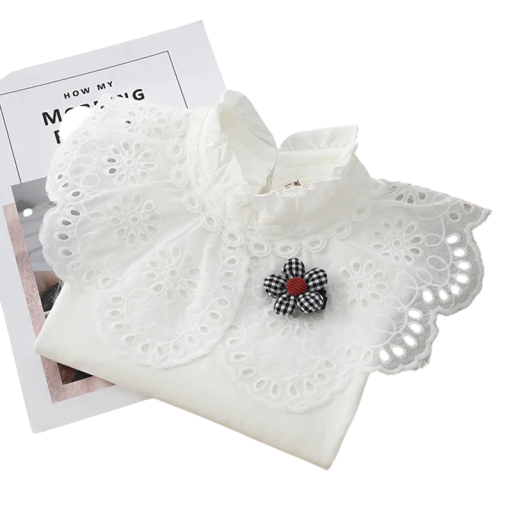 Chemise en dentelle pour fille avec col et manches longues