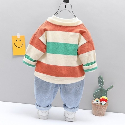 Chlapčenský sveter, tričko a nohavice L1610