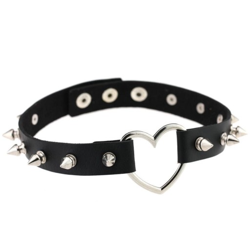 Chokerketting voor dames met spikes