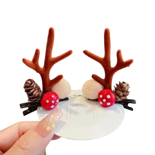 Christmas Hair Clips Reindeer Antlers with Mushrooms and Pine Cones Stylish Accessory with Natural Motifs for Christmas Hairstyles and Winter Season