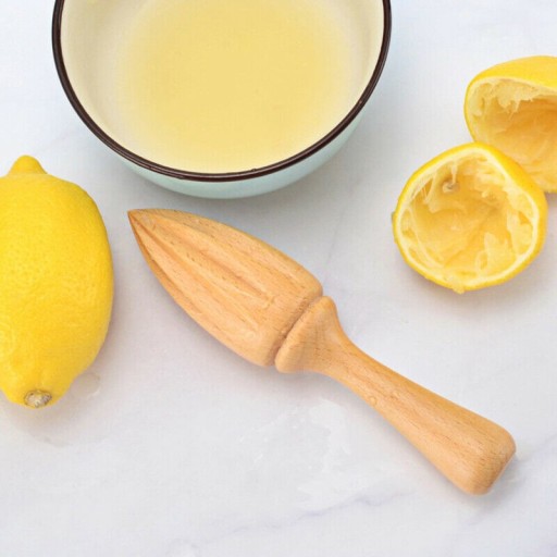 Citruspresse af træ