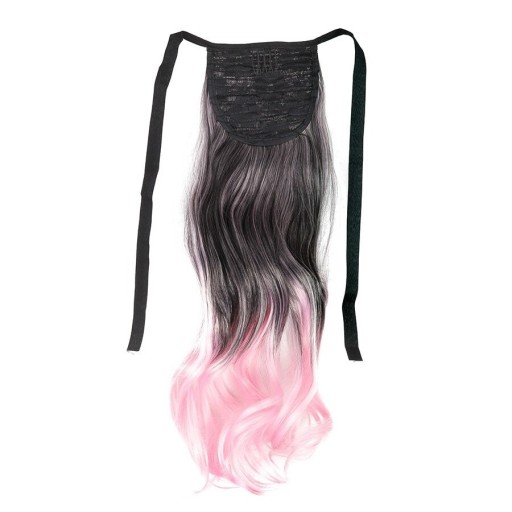 Clip en cabello teñido