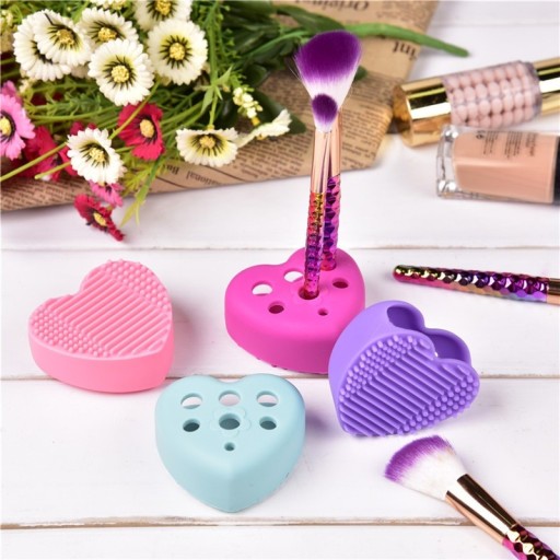 Cœur en silicone pour le nettoyage des pinceaux