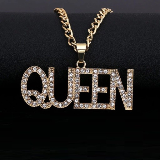 Colar com pendente rainha e rei