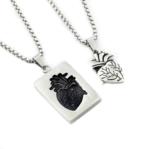 Colar feminino com coração 2 unid