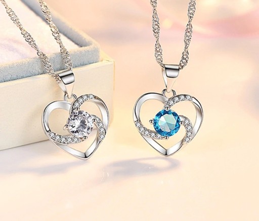 Colar feminino com coração D410