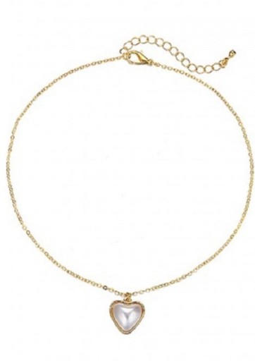 Colar feminino com coração de pérola