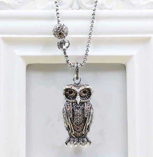 Colar feminino com coruja