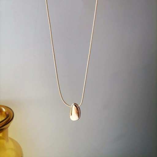 Colar feminino com pendente D392