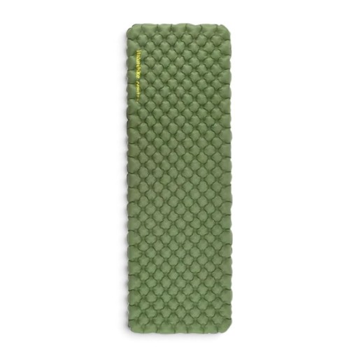 Colchoneta inflable 186 x 58 x 8 cm R-valor 4,6 Uso todo el año hasta -20 °C Superficie impermeable Plegada 13 x 20 cm Verde Para acampar