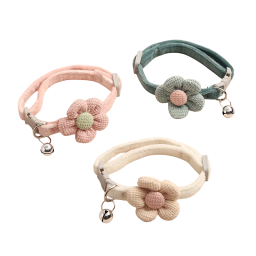 Coleira decorativa para gatos e cães pequenos com flor e sininho Coleira têxtil ajustável Uso de outono e inverno