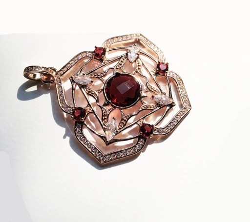 Colgante de mujer D682