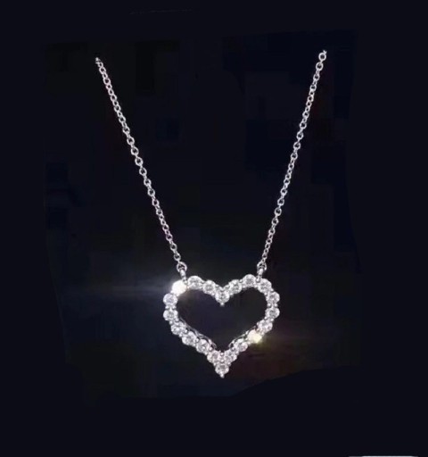 Collana da donna con cuore D652