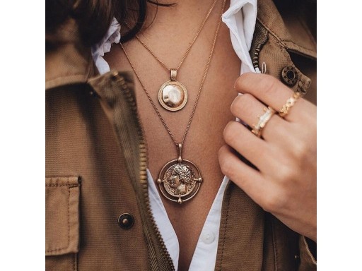 Collana da donna con pendenti G805