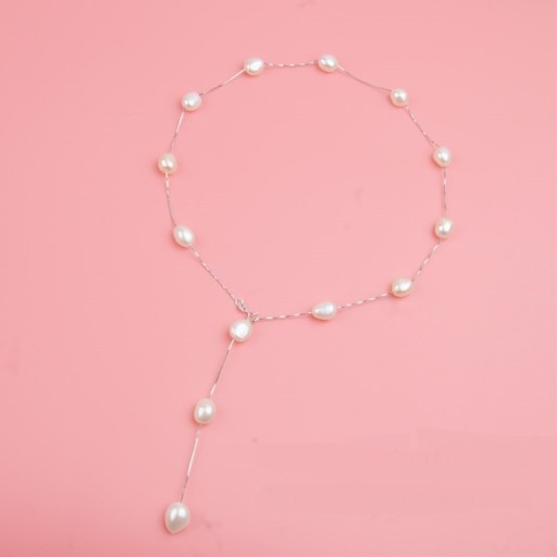 Collana da donna con perle