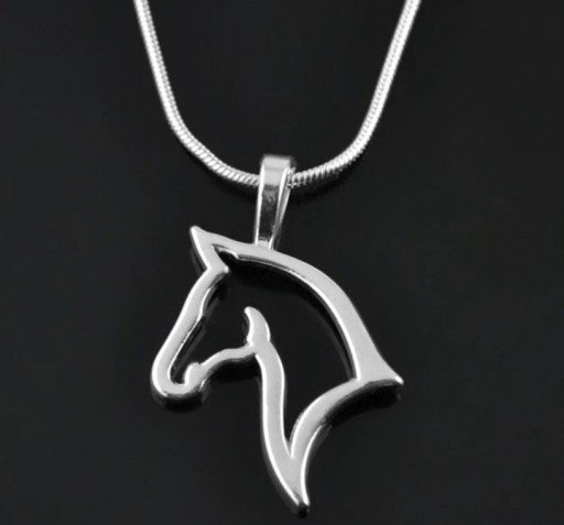 Collar de caballo para mujer