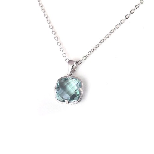 Collar de mujer con colgante D796