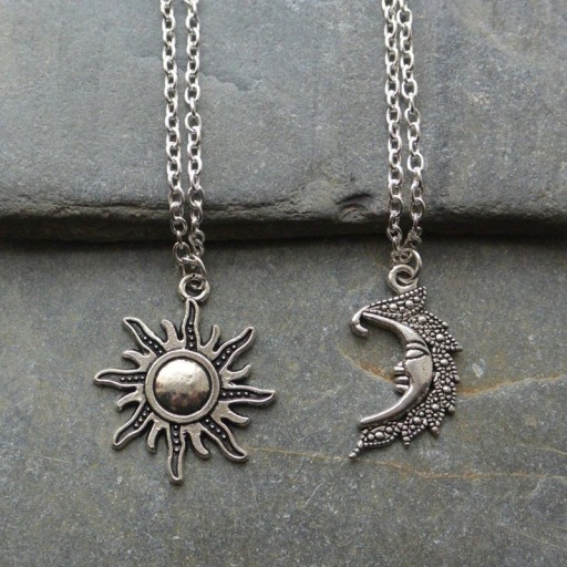 Collar de sol y luna para mujer