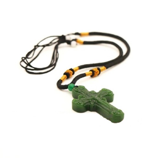 Collier avec croix D811