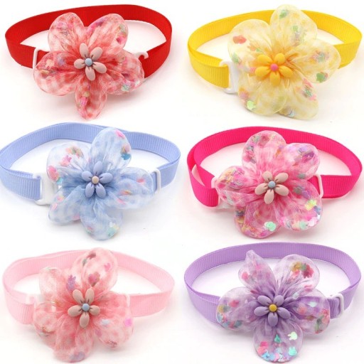 Collier avec fleur 30 pièces