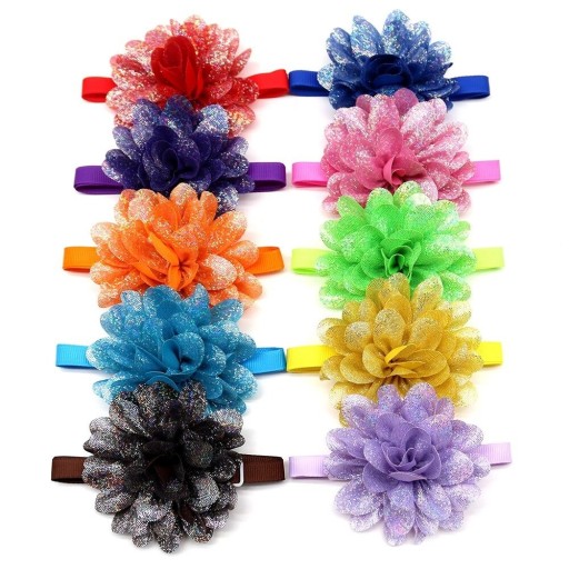 Collier avec fleur 50 pcs C827
