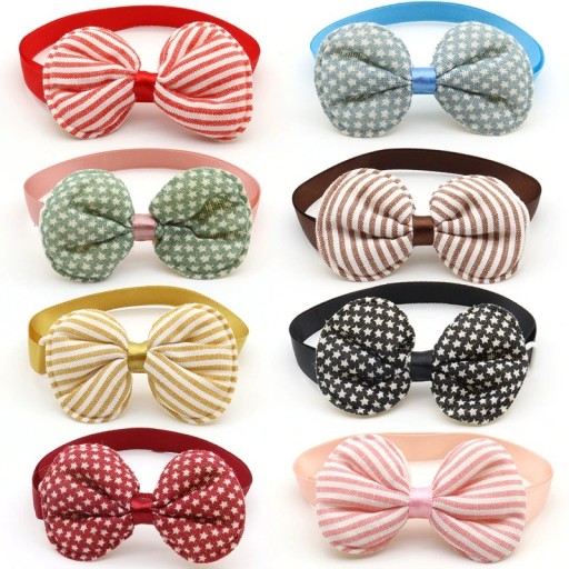 Collier avec nœud papillon 30 pcs C865