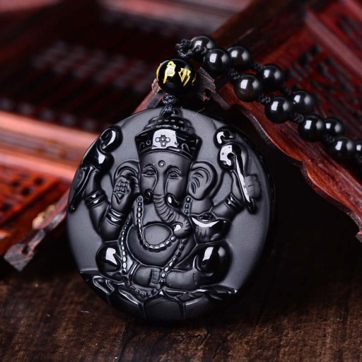 Collier avec pendentif D749