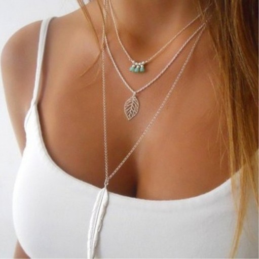 Collier doré avec plume J3402