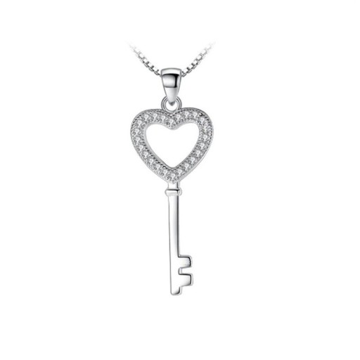 Collier féminin avec clé D580