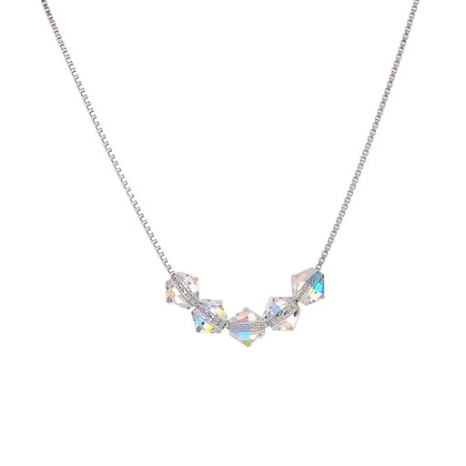 Collier féminin avec des cristaux G570