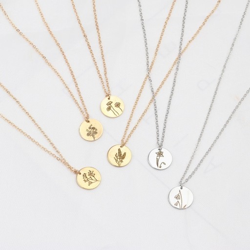 Collier féminin avec pendentif D167