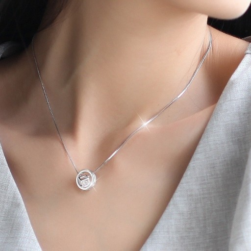 Collier Femme avec Cube D442