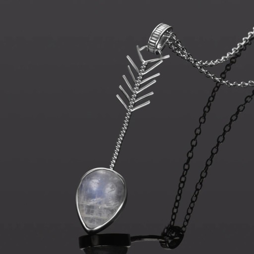 Collier femme flèche J202