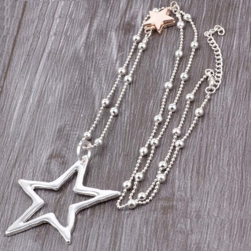 Collier long pour femme avec étoile